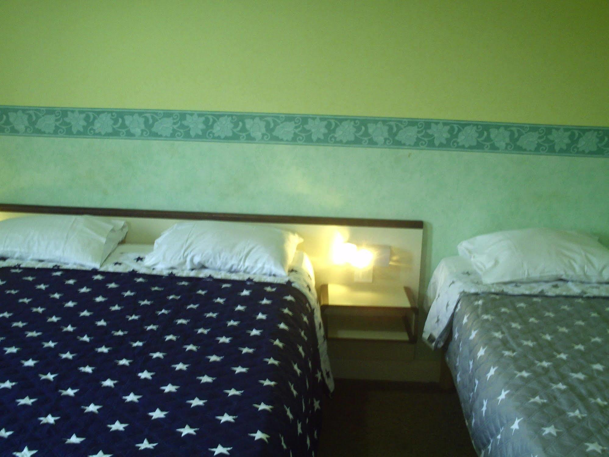 Hotel L'Eden Brix Zewnętrze zdjęcie